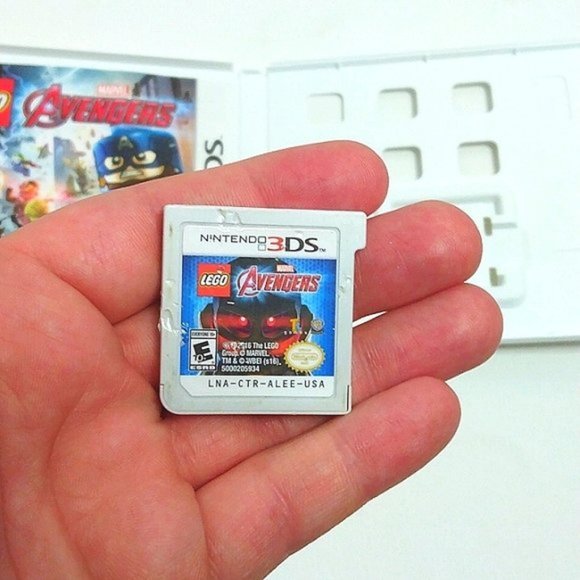 Lego Marvel Avengers Nintendo 3DS game - Picture 5 of 6